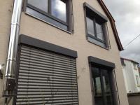 fenster-anthrazit-mit-rolllaeden