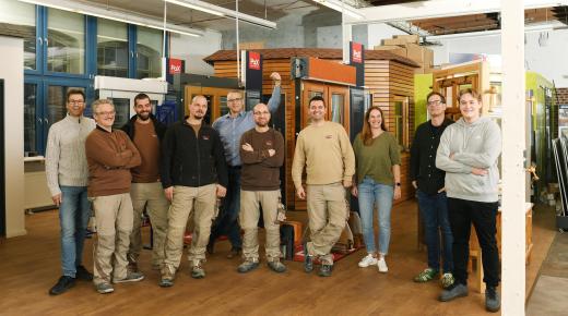 teamfoto-gruppe-fensterbau