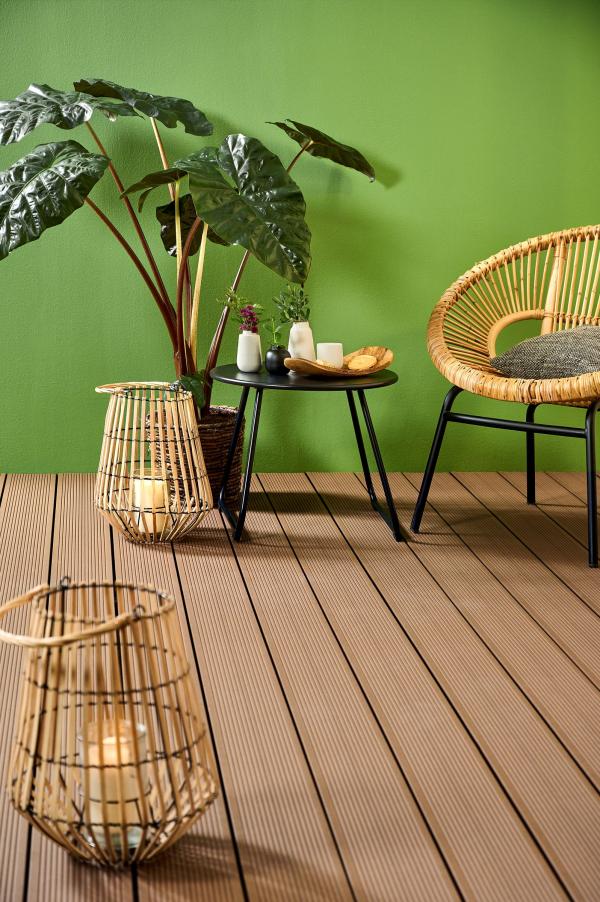 Nahaufnahme WPC terrassendiele