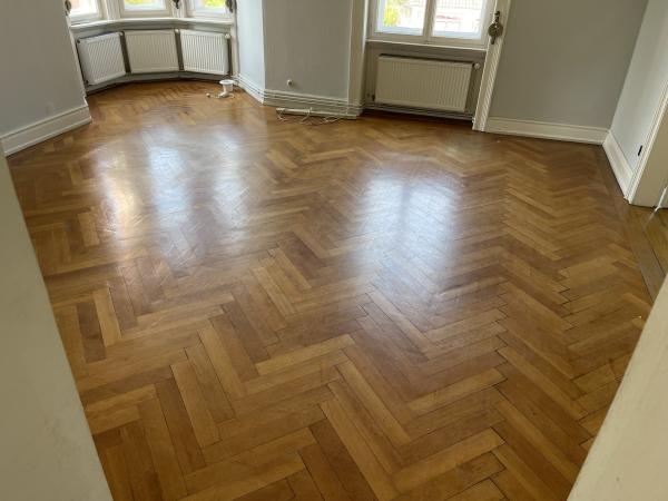 Parkettaufarbeitung im Altbau