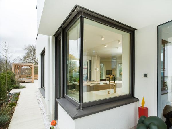 Eckfenster Holz-Aluminium in Wiesbaden