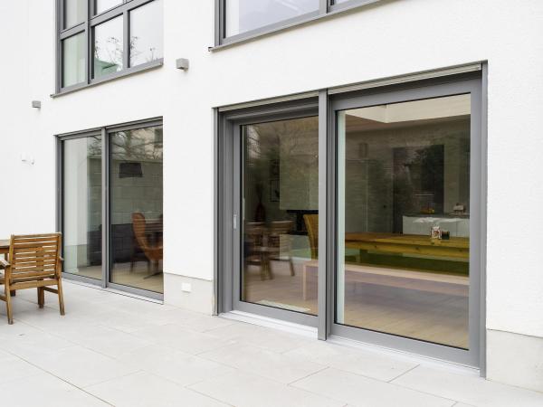 Hebeschiebetür aus Kunststoff-Aluminium in Wiesbaden