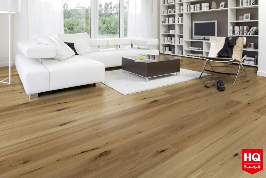 Holzboden Parkett von HQ im Wohnzimmer