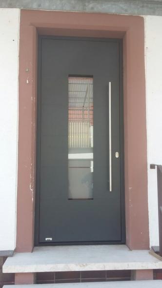 Aluminium Haustür in grau, Mainz